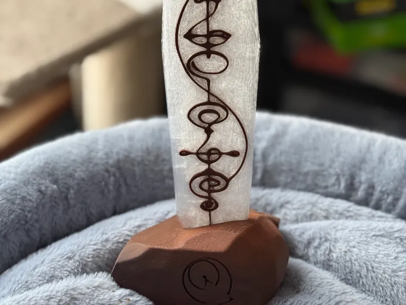 Kol-Ut-Shan Vulcan Calligraphy and IDIC symbol