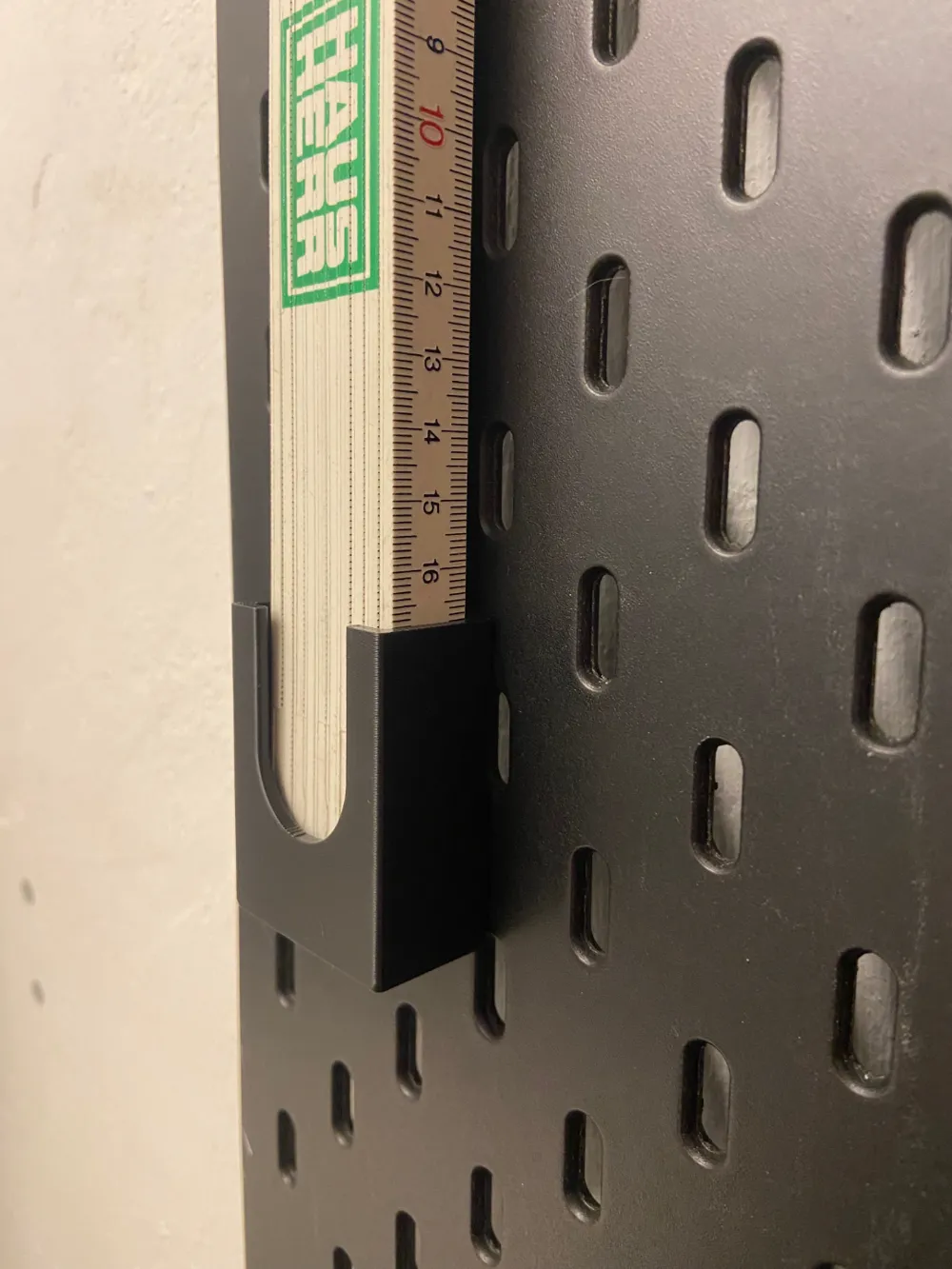 Caddy For Ruler Customisable ruler holder for IKEA Skadis by 3D Pixel Alchemist ...