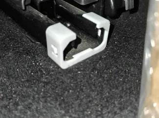 雪铁龙14-17款C4毕加索中排座导轨堵头