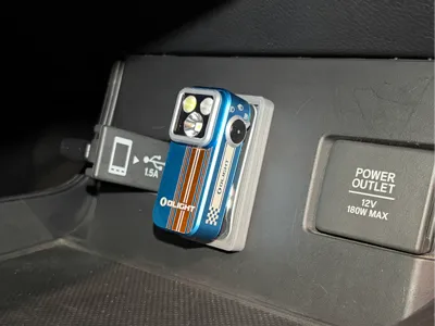 Olight Oclip Pro magnetic mount