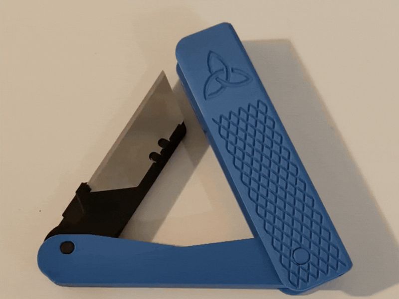 "Tri-Fold" gravity knife, utility knife