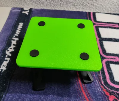 Car Stand 1:10