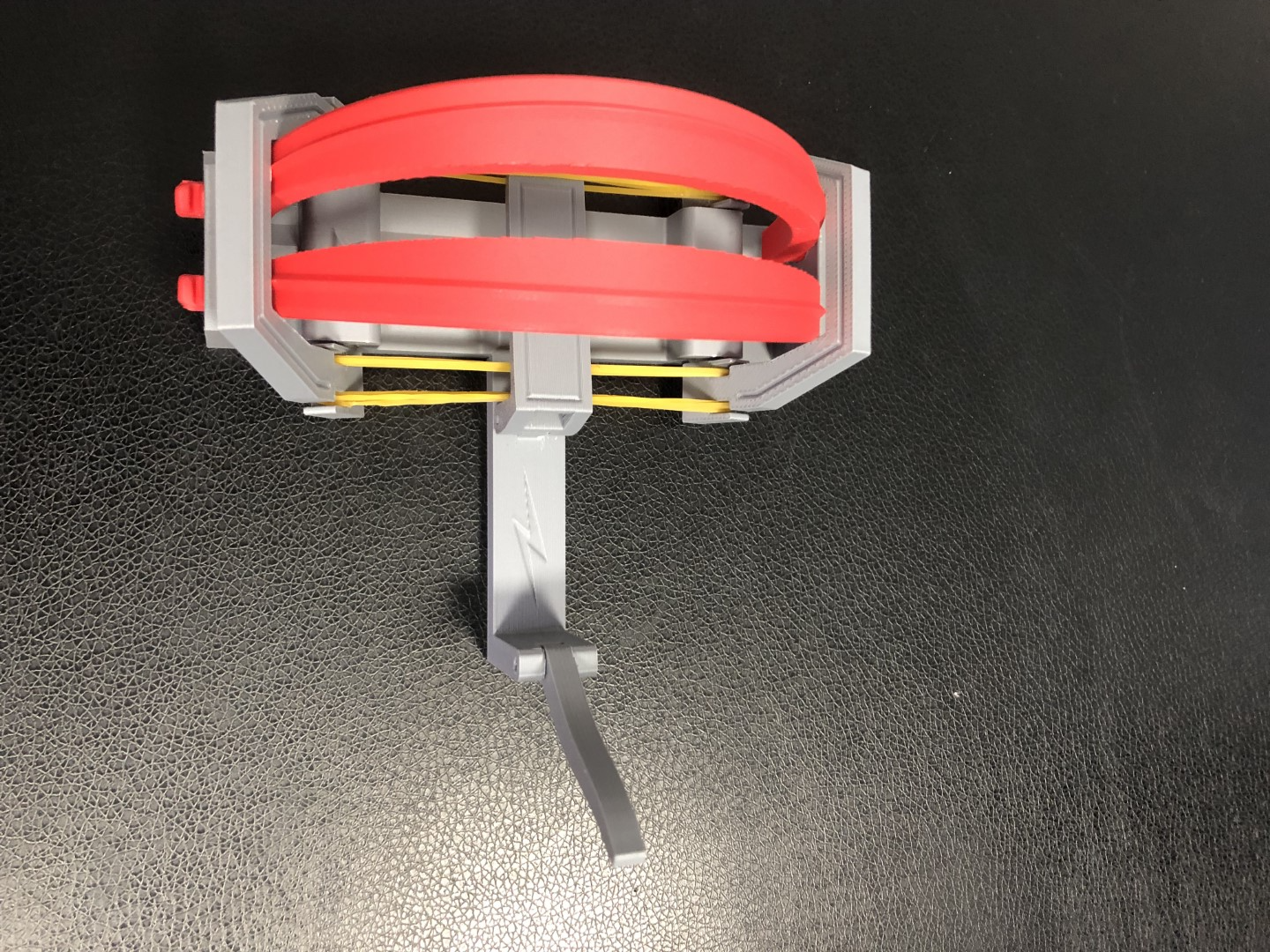 Miniatura 4 do modelo 3D 捕兽夹-只是玩具、力量很小 可单盘打印、手机操作