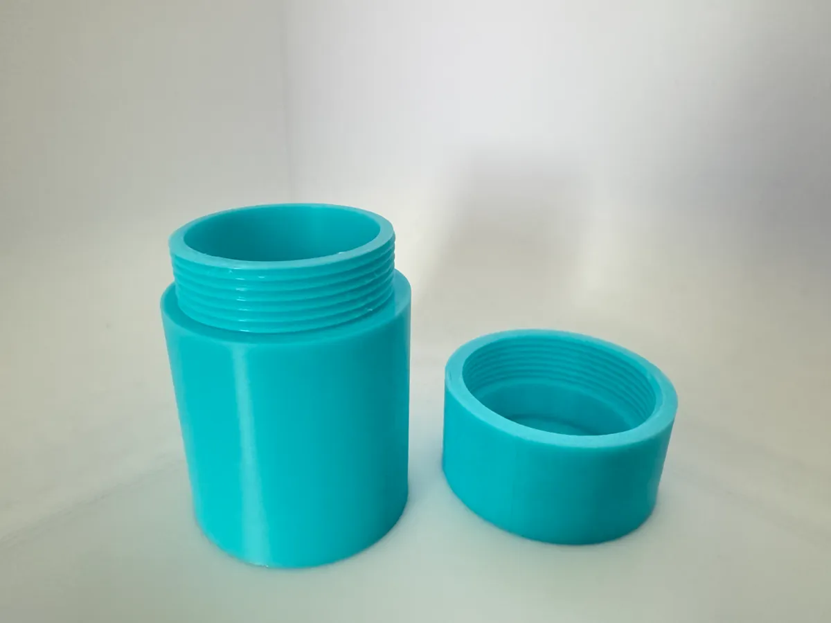 Petit pot à vis