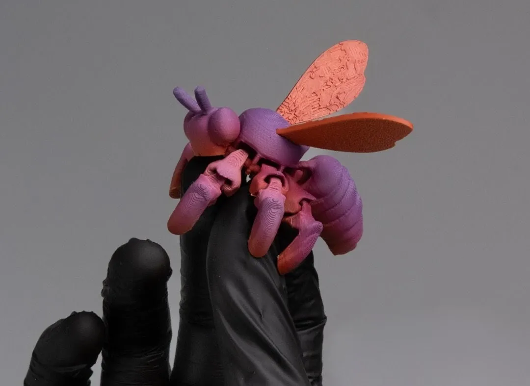 Articulated Bee view 4