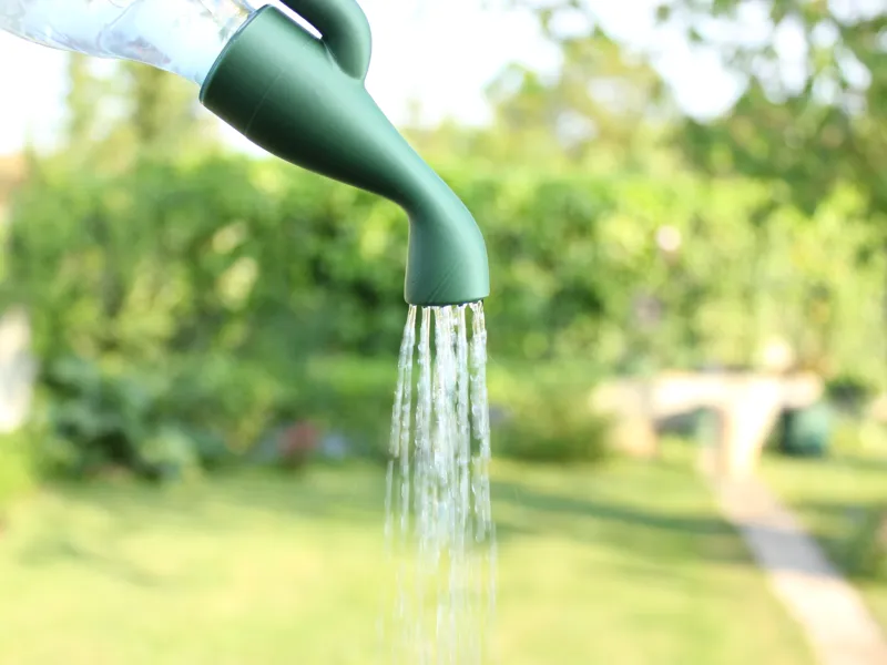 Arrosoir sur bouteille PET