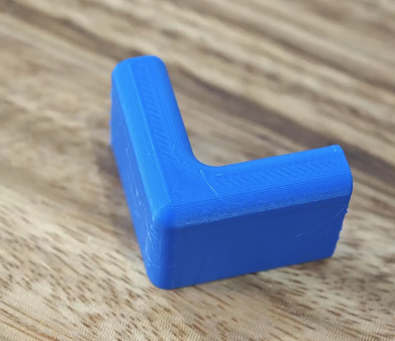 Miniatura 4 do modelo 3D 鱼缸护角 保护角