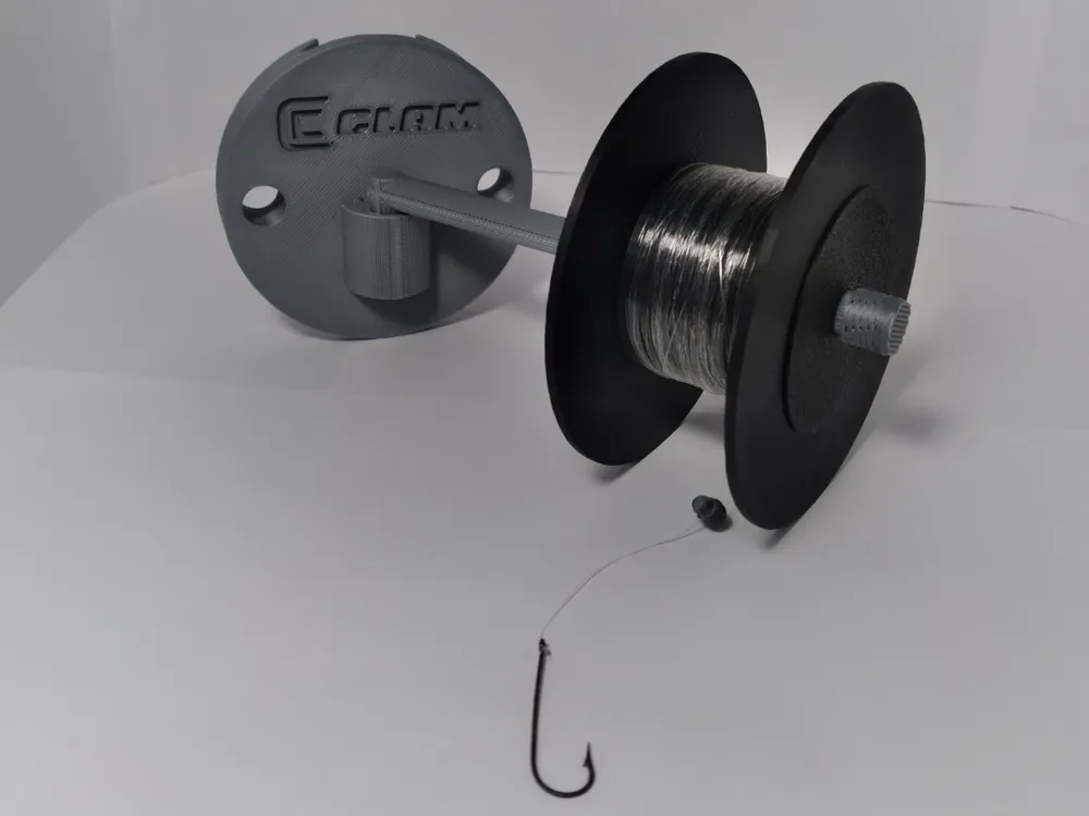 Clam Rattle Reel with ClamLock (No extra Hardware) - Free 3D Print ...
