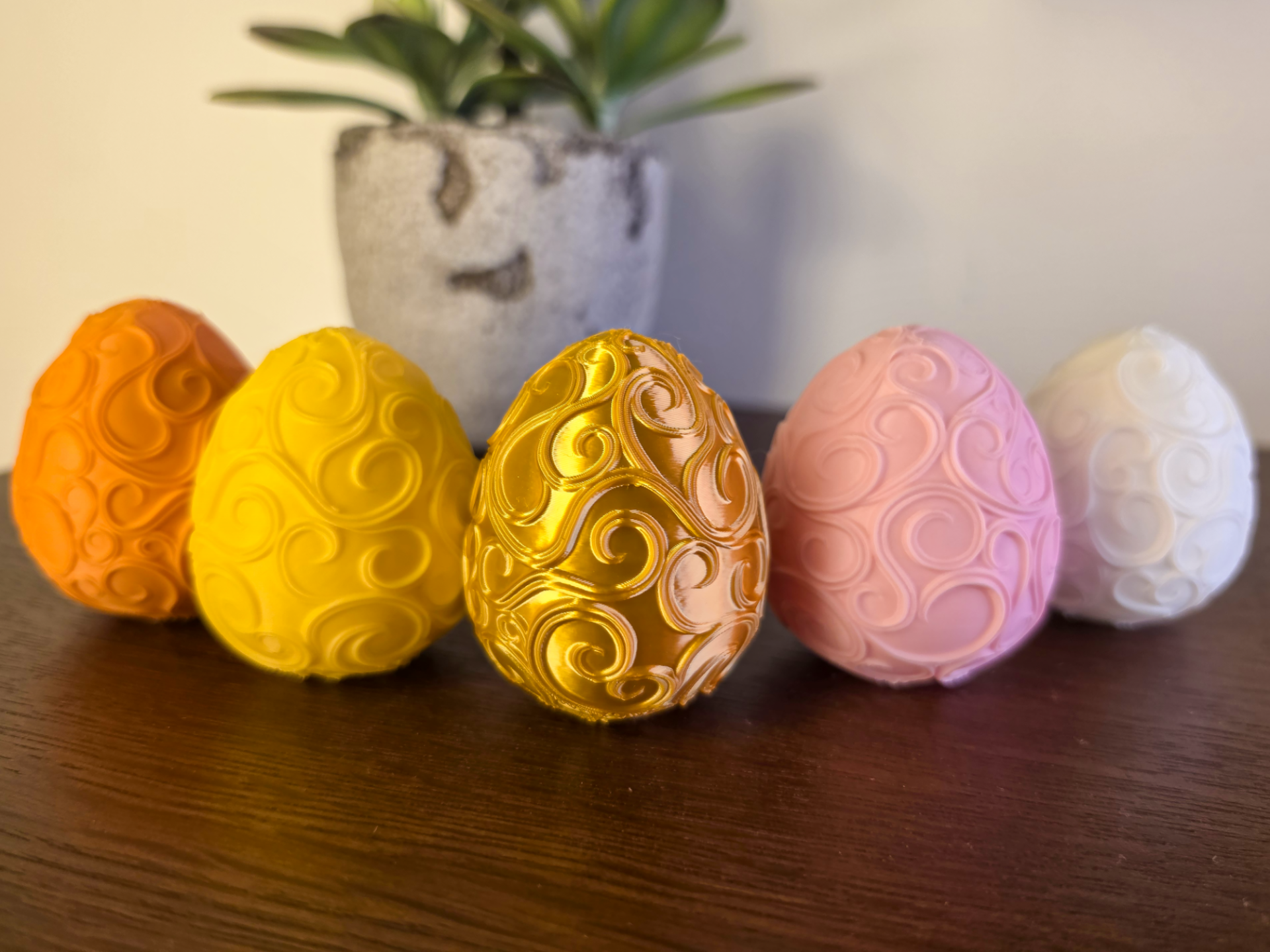 Decorative Easter Egg – Ornamental Swirl Design