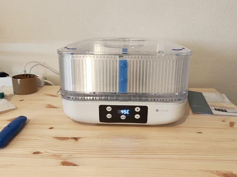 DIY filament dryer from food dryer