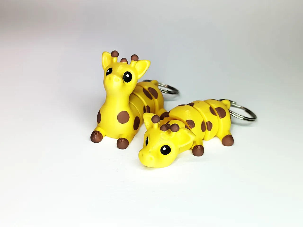 Cute Flexi Pets Giraffe (Keychain Friendly) view 3