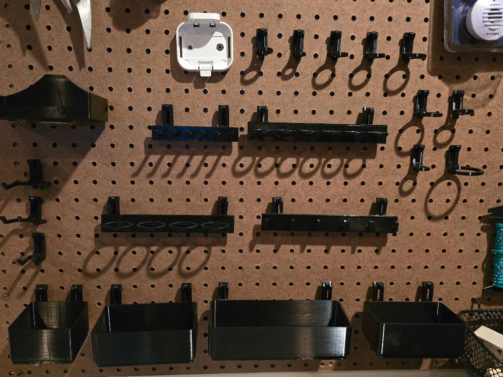 Pegboard Pegs, Hangers and Pegboard Strips 