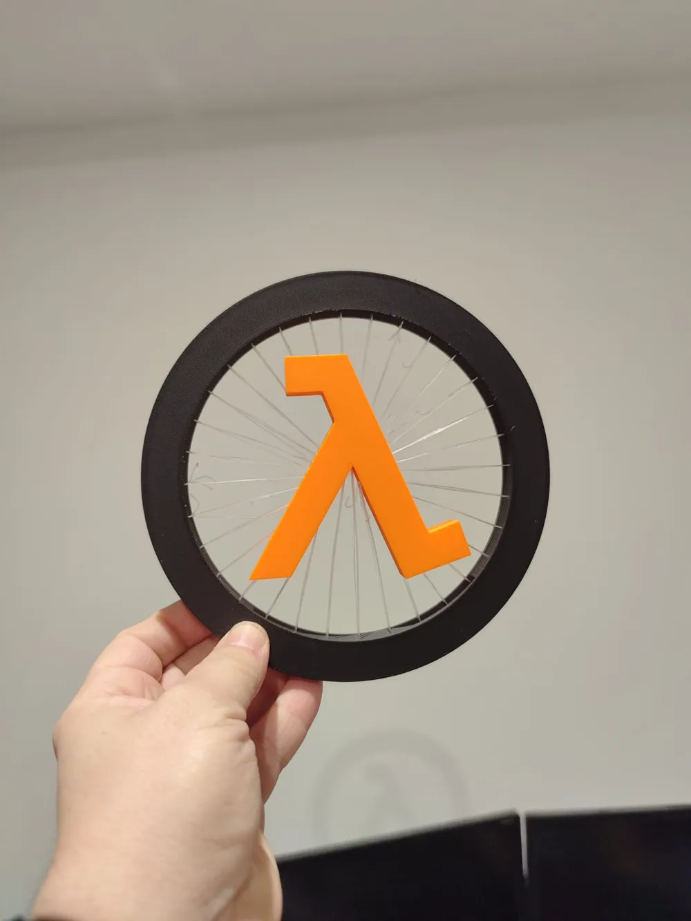 HalfLife Logo string by Libi's MakerWorld