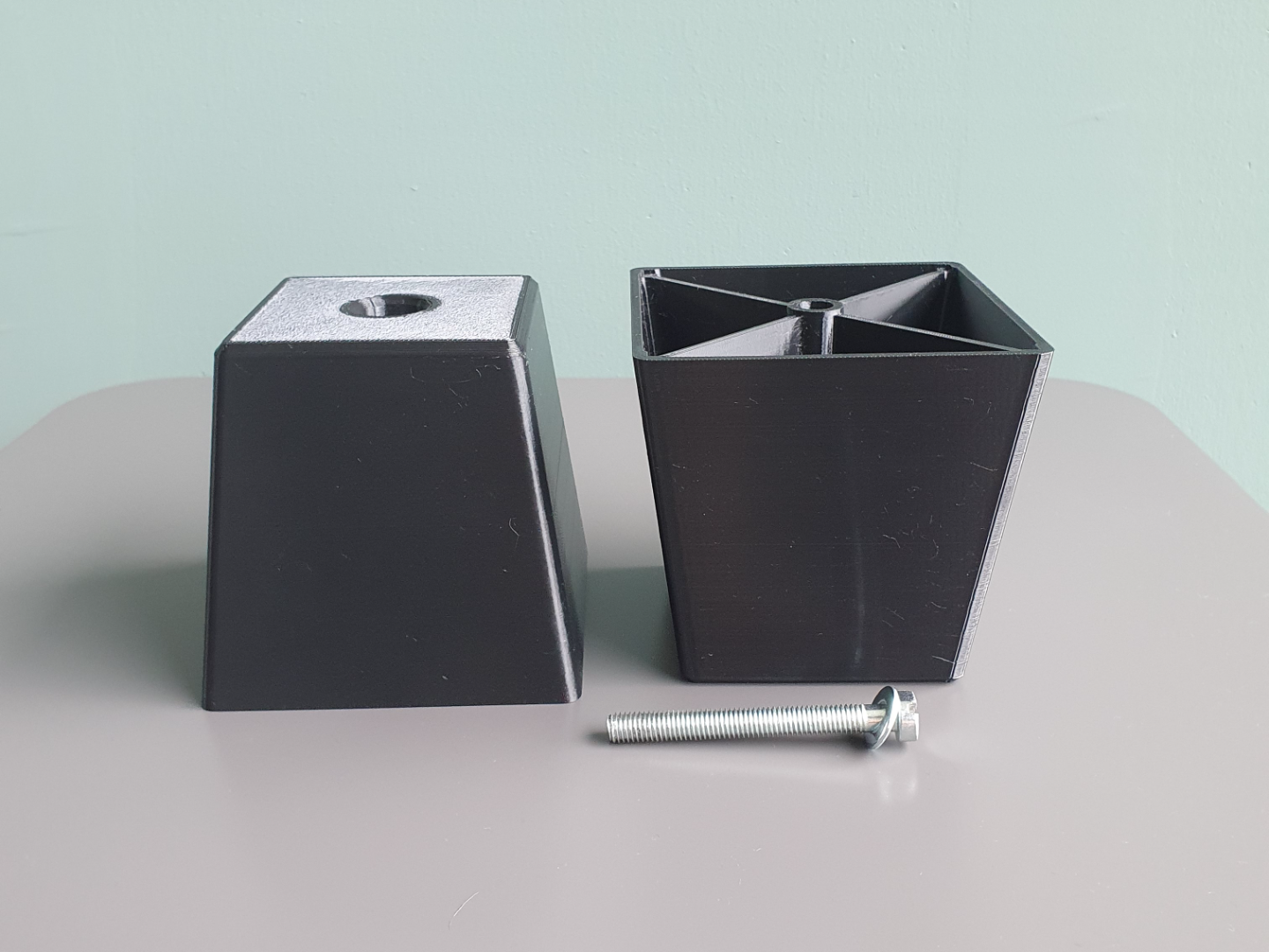Universal Furniture Leg