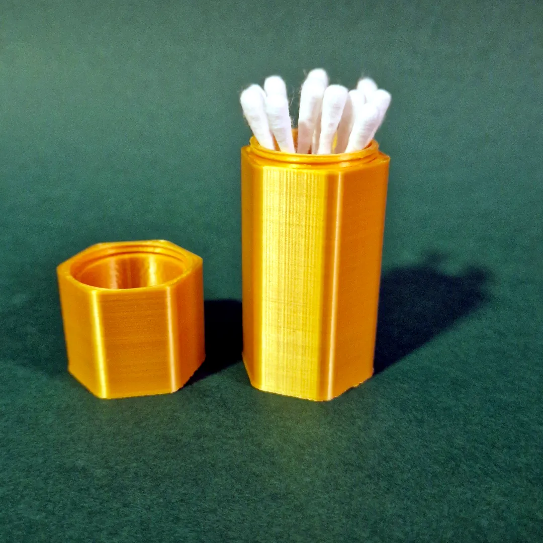 Honeycomb Q-tip - travel box view 2