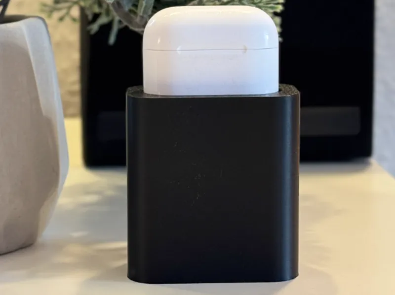Airpod 1 Ladestation mit Amazon Basics Kabel