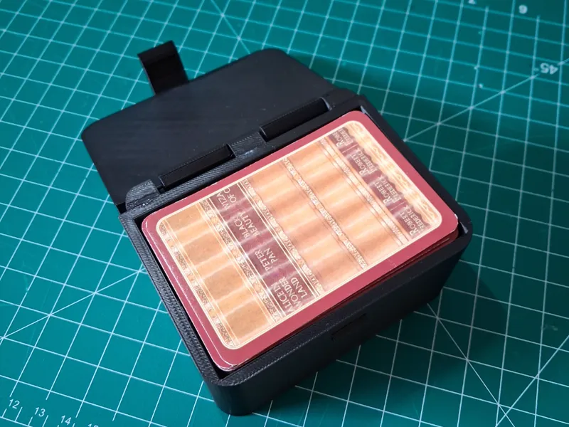 Cards holder