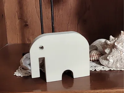 Elefante Enzo Mari style