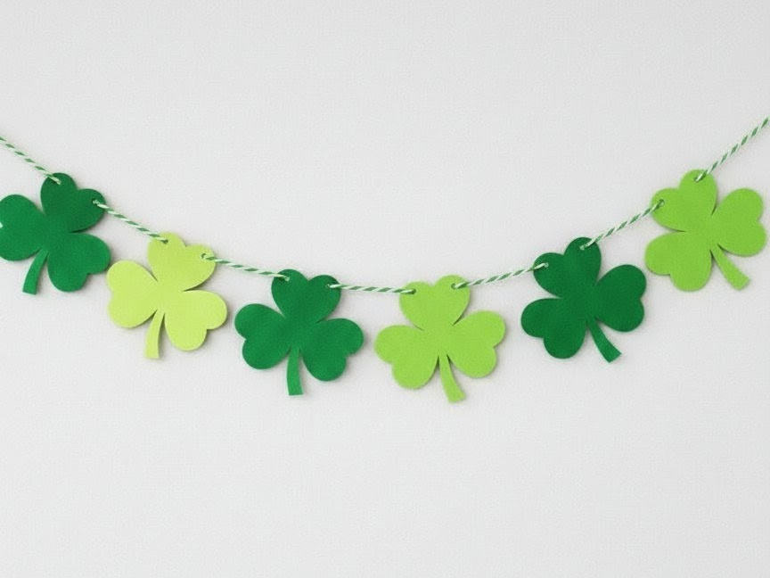 Lucky Charms: The 5-Minute Shamrock Garland!