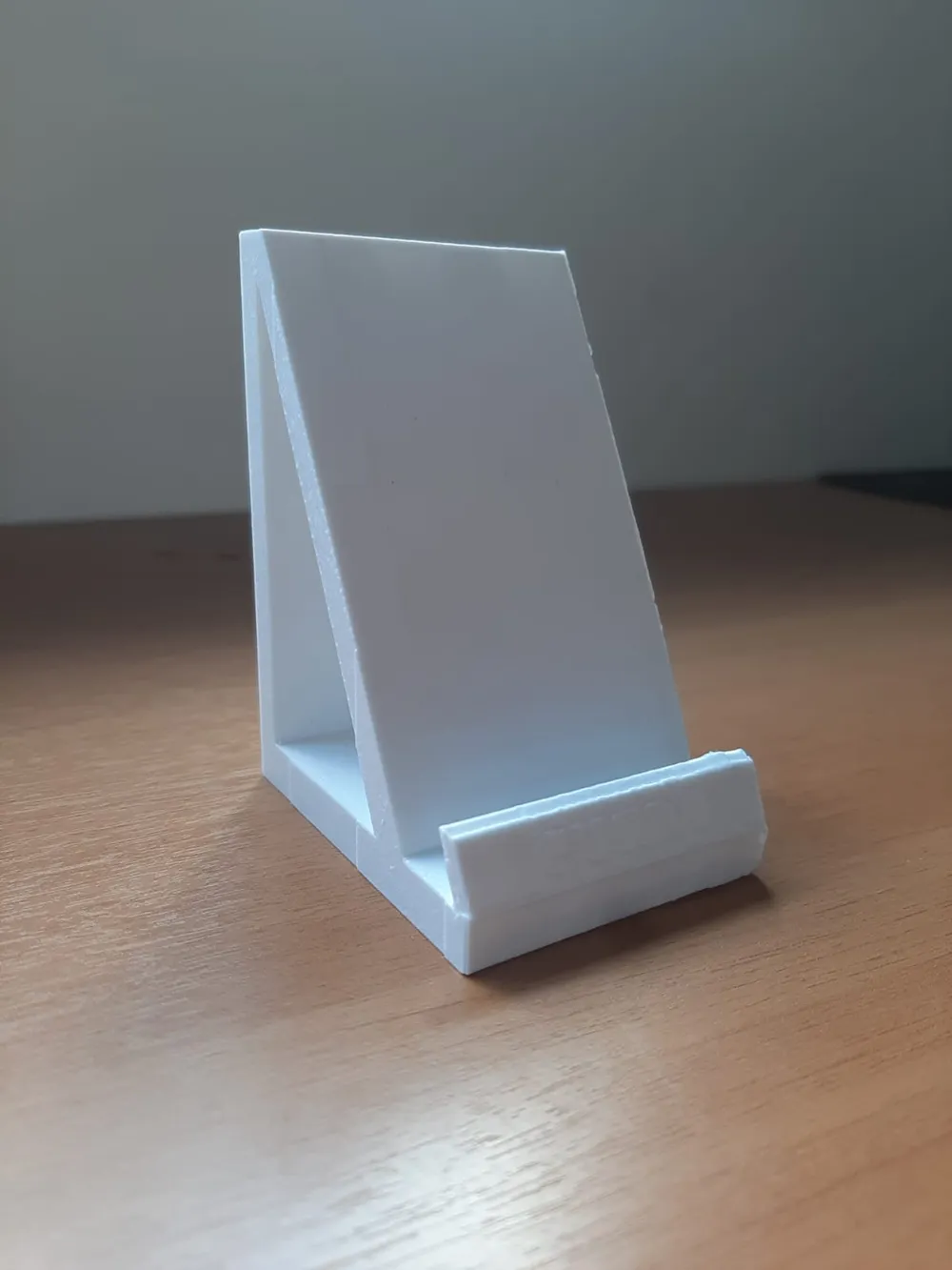 Phone Stand - version 3 - Free 3D Print Model - MakerWorld