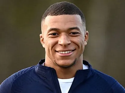 Buste mbappe