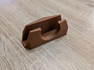 Vertical phone stand, adjustable size