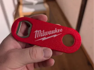 Milwaukee Bieröffner (magnetisch)