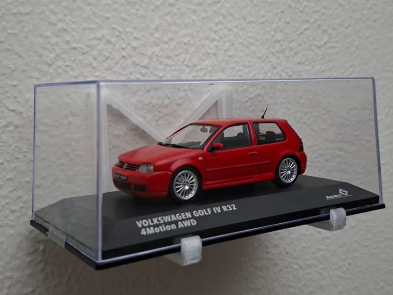 1:43 Car Model Wall Mount Solido