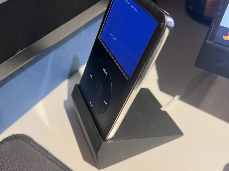 stand with charger for an ipod classic