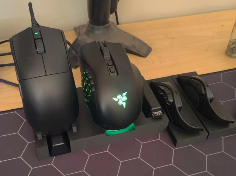 mouse stand and bungee