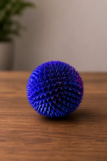 Objeto manipulable: Tingle Ball - Spiky Sensory Fidget Toy — vista de referencia 3