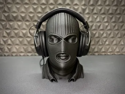 Terrorist Agent - Headphone Stand (CS2)