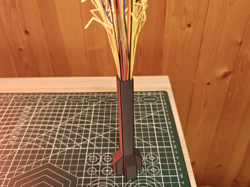 Poo Strip Vase