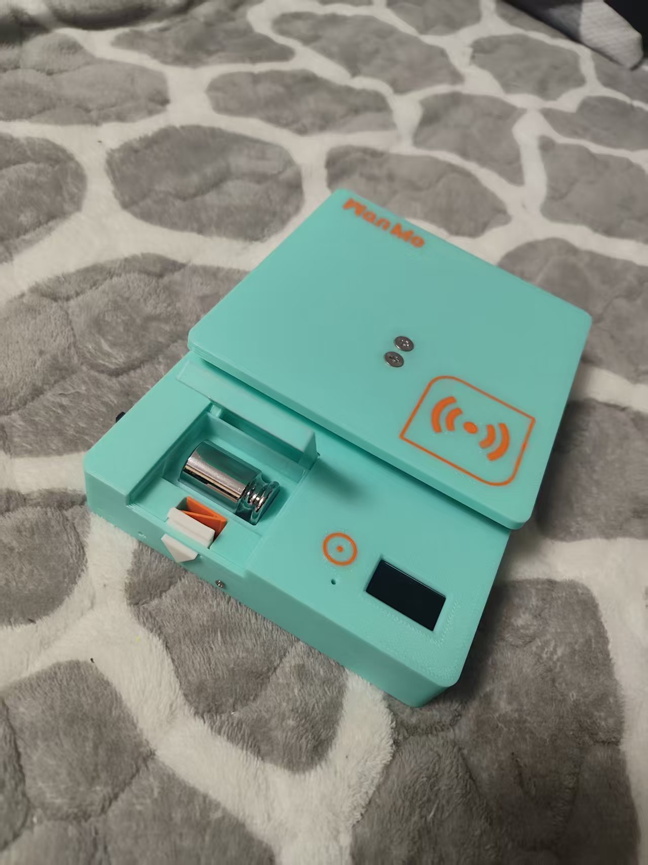 Miniatura 4 do modelo 3D 墨秤内置电池修改款