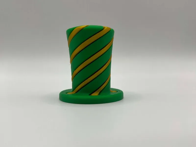 St. Paddys Hat Imposible Pass Through Fidget Toy