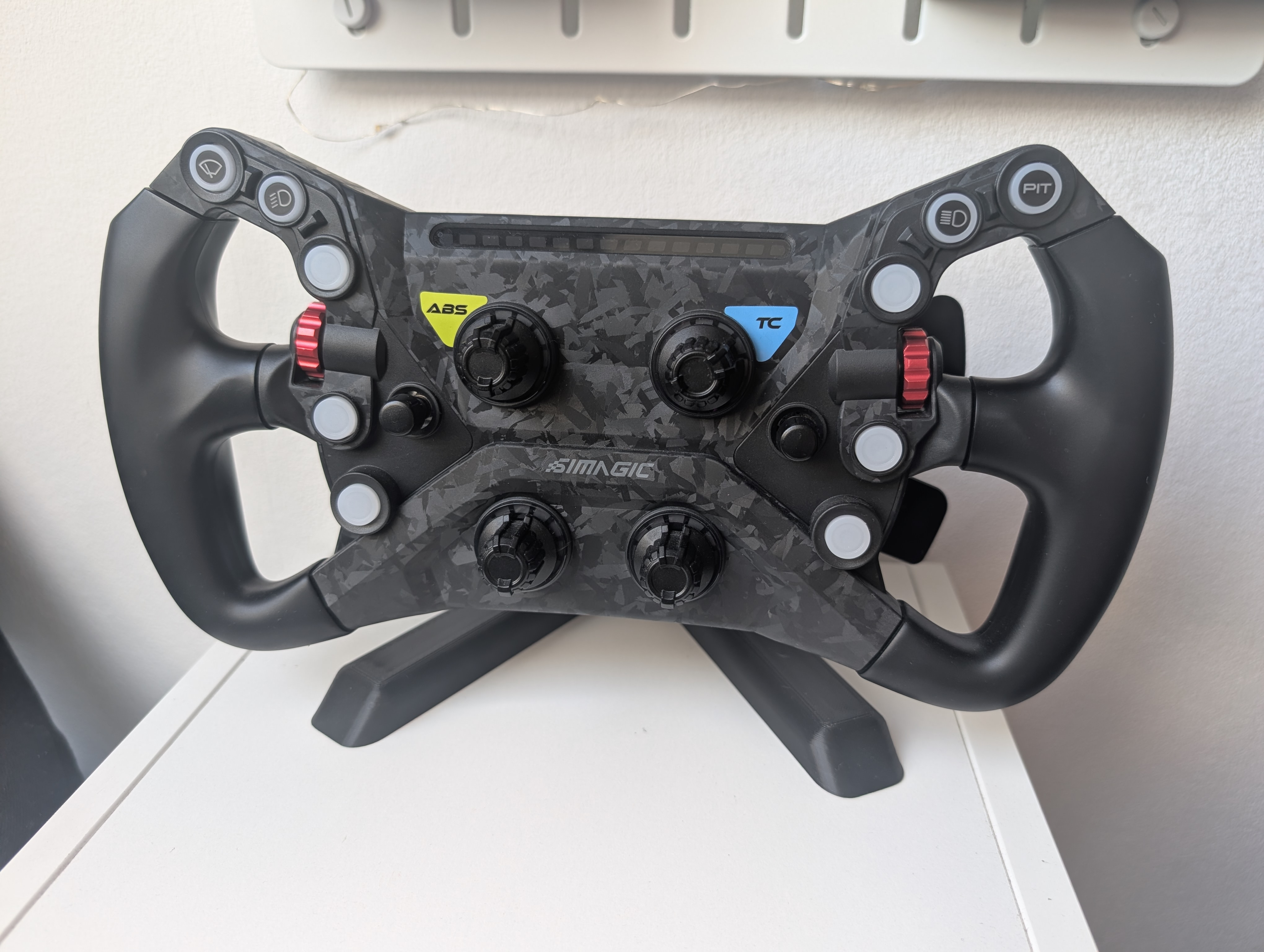 Miniatura 5 do modelo 3D Simagic Wheel Stand