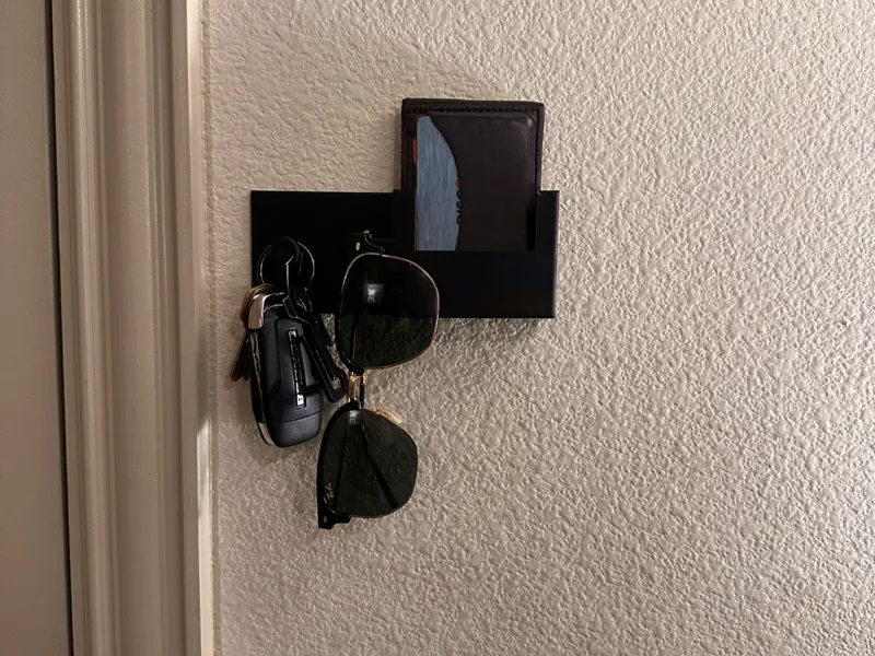 Wallet/Keys/Glasses Holder