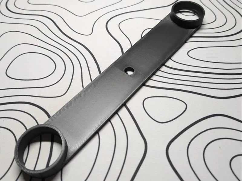 Centering tool