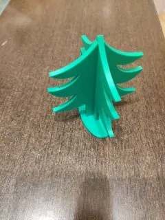 Petit sapin de Noël en 3 pièces