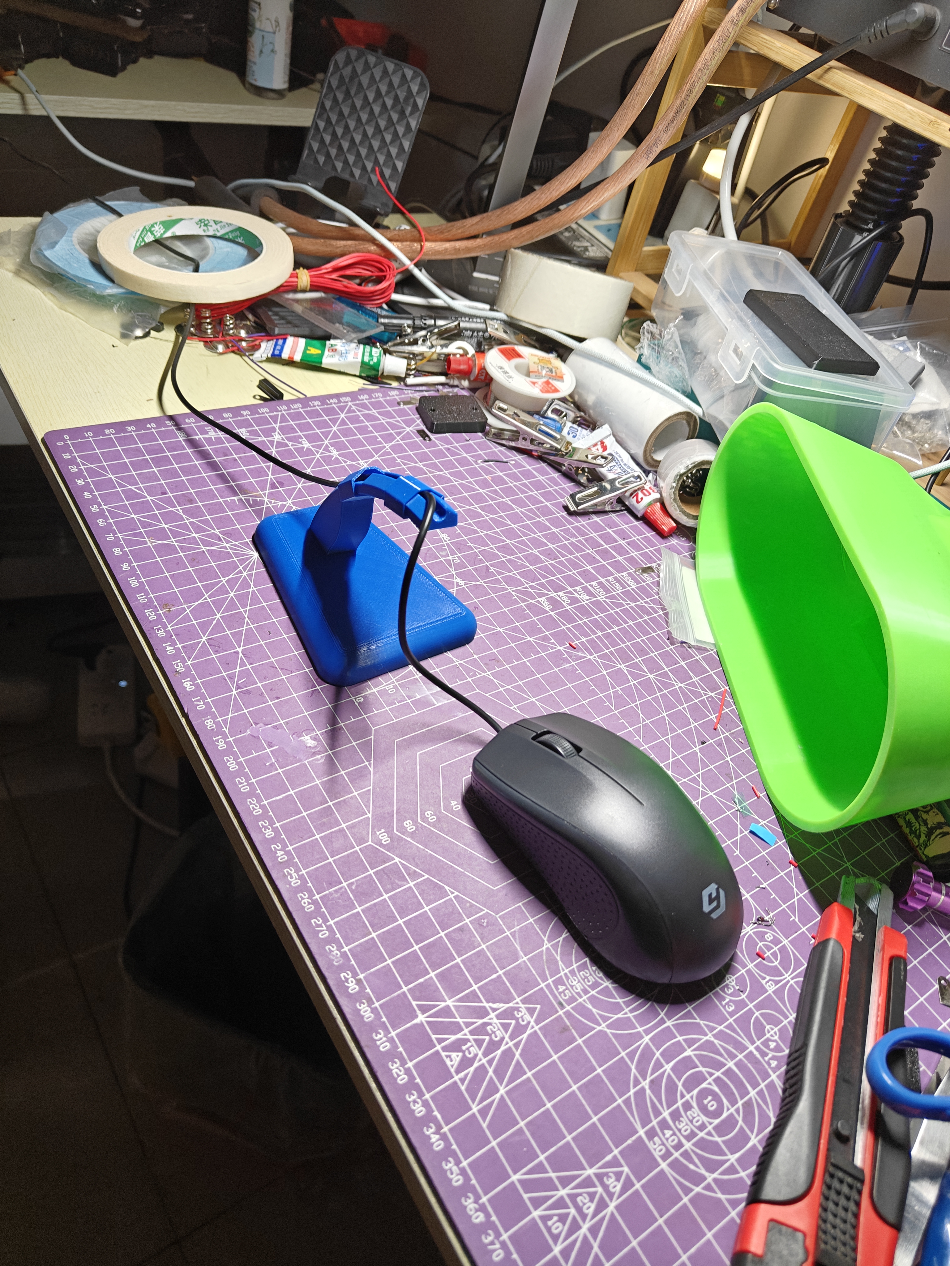 Miniatura 4 do modelo 3D 鼠标导线支架（活动导向）