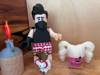 DCC* Carl and Princess Donut Big Bricks