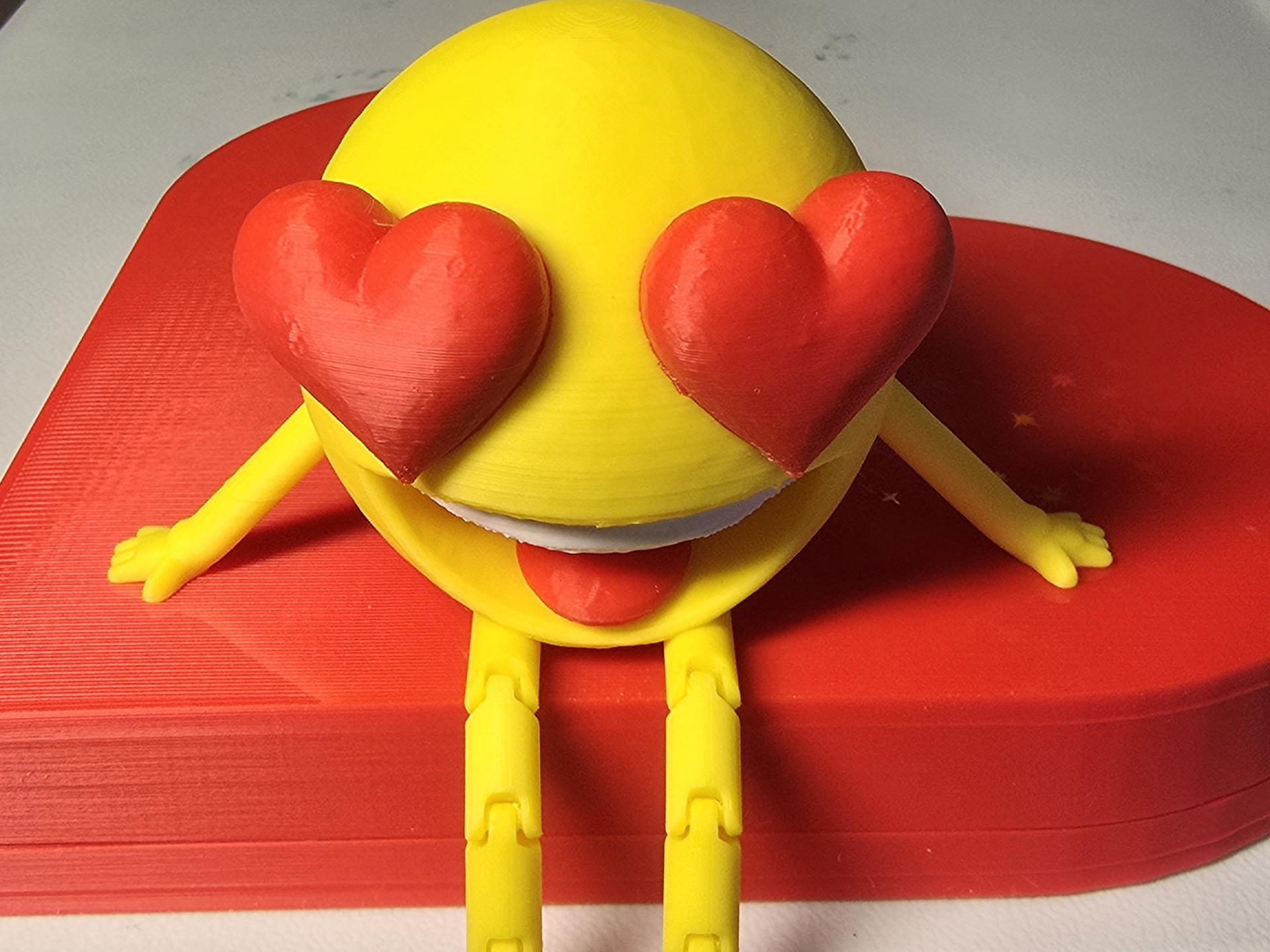Heart‑Eyes Emoji – Valentine’s 