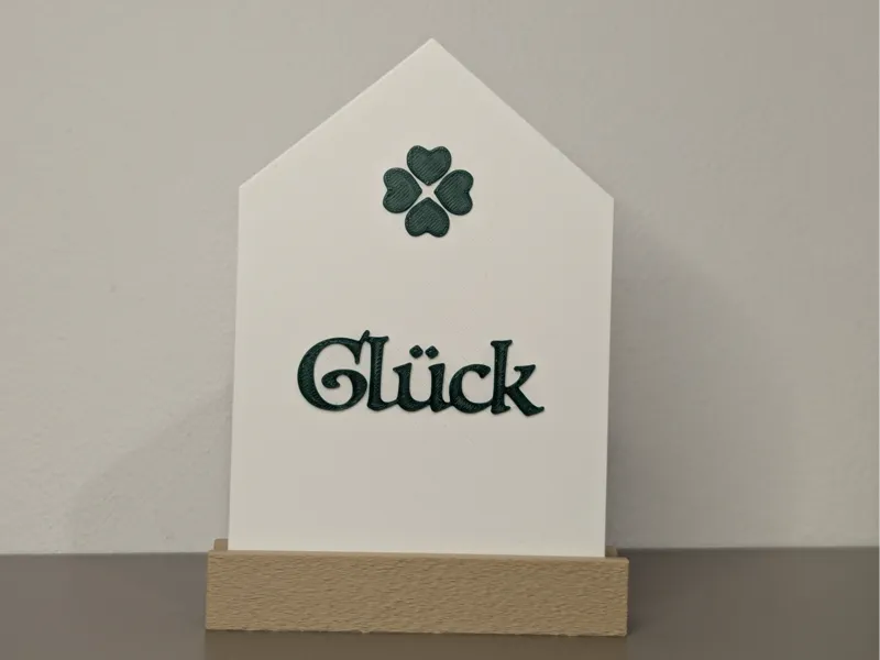 Last Minute Gift: Minimalist House Decor Glück