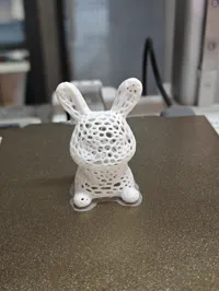 Lapin de Pâques style Voronoï — photo 4