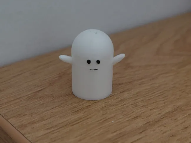 Mini ghost