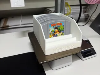 Stackable Nintendo 64 cartridge storage