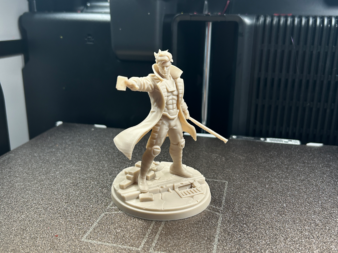 Gambit X-Men Figurine - Kinetic Card Pose