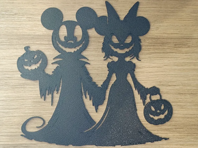 Mickey Mouse and Minnie Halloween wall decoration 