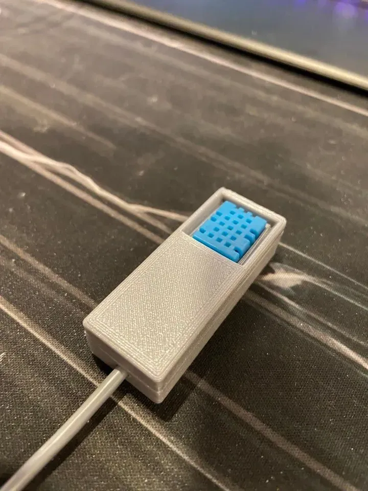 DHT-11 sensor box