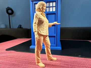 Figura decorativa: Sylvia Noble – Doctor Who Figure (1:10 Scale) — vista de referencia 5